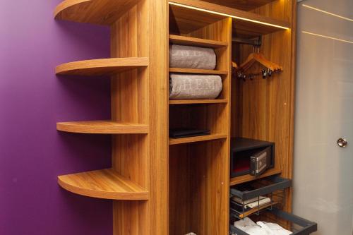 Estudio Vista Piscina Vista Jardin Balcón o Terraza 1 Cama king Estudio Sofá Cama incluido del hotel Bohemia Suites and Spa - Adults Only. Foto 7