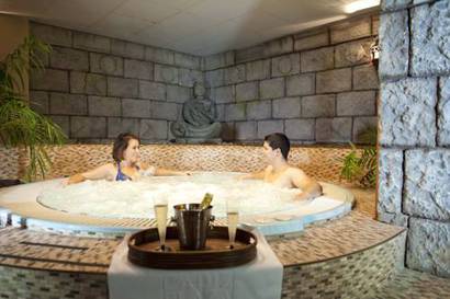 Habitación Doble con Acceso al Spa del hotel Spa Cádiz Plaza. Foto 2