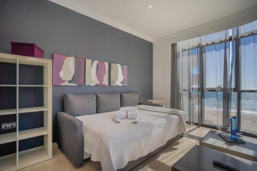 Apartamento de 1 dormitorio con vistas al mar del hotel Spa Cádiz Plaza. Foto 2