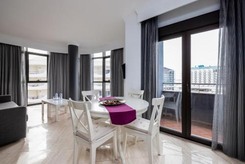 Apartamento de 1 dormitorio con vistas al mar del hotel Spa Cádiz Plaza. Foto 4
