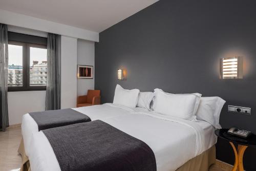 Apartamento de 1 dormitorio del hotel Spa Cádiz Plaza. Foto 3