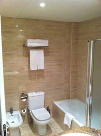 Habitación doble del hotel Spa Cádiz Plaza. Foto 1