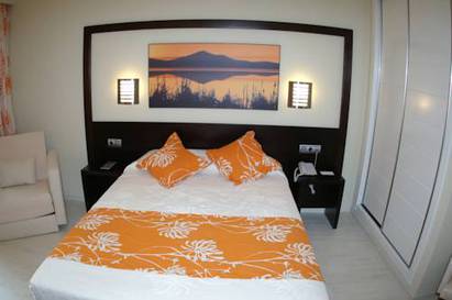 Habitación doble del hotel Spa Cádiz Plaza. Foto 2