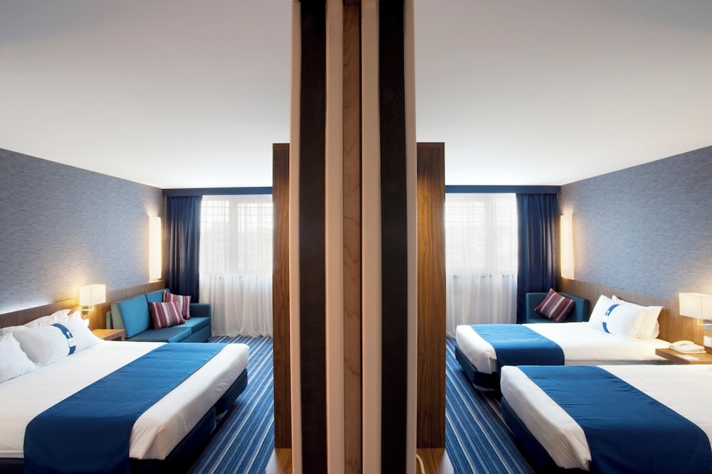 Habitación estándar, 1 cama doble, accesible para personas con discapacidad del hotel Holiday Inn Express Lisbon Airport. Foto 1