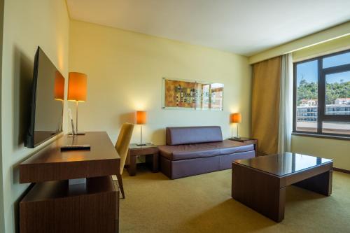 Junior suite Lujo Sofá Cama incluido 1 Cama doble del hotel Vila Galé Coimbra. Foto 12