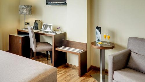 Habitación Doble del hotel Sercotel Jc1 Murcia. Foto 1