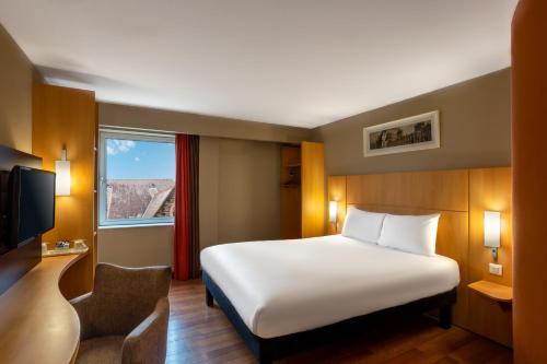 Habitación Doble del hotel Ibis Belfast Queens Quarter. Foto 3