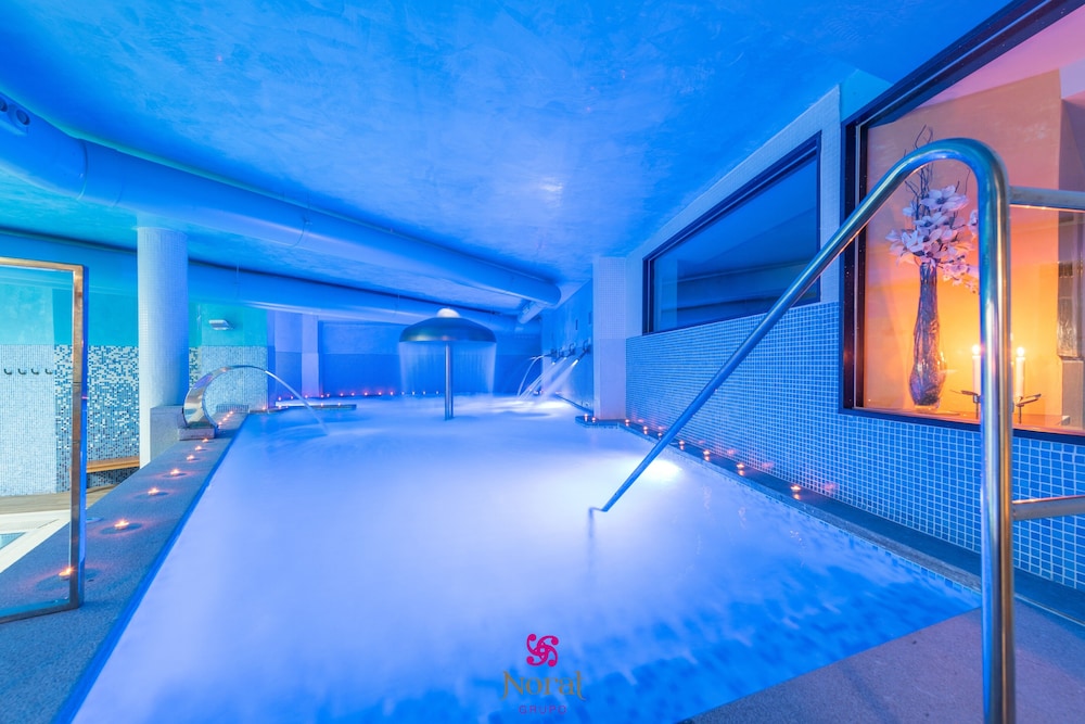 Double Room (Spa Credit) del hotel Norat Marina and Spa