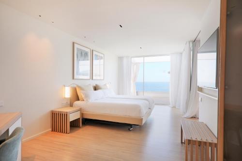 Suite Superior con vistas al mar del hotel Joia Salomé By Iberostar -adults Only. Foto 6