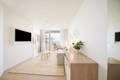 Suite Superior con vistas al mar del hotel Joia Salomé By Iberostar -adults Only. Foto 7