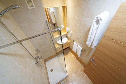 Apartamento de 1 dormitorio con vistas parciales al mar del hotel Maype Canteras. Foto 6