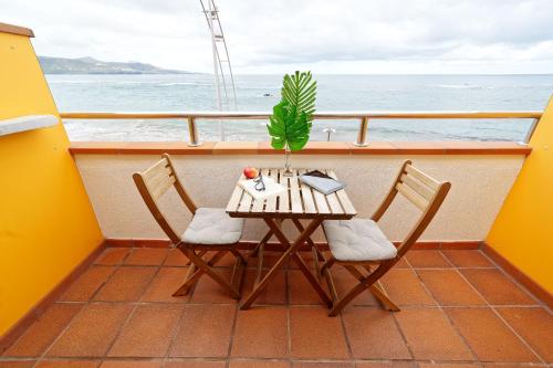 Apartamento de 1 dormitorio con vistas al mar del hotel Maype Canteras. Foto 1