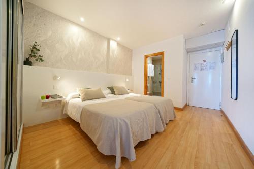 Apartamento de 1 dormitorio con vistas al mar del hotel Maype Canteras. Foto 12