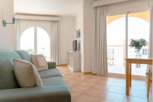 Estudio con terraza del hotel Rosamar Ibiza. Foto 6
