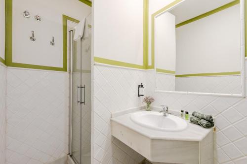 Habitación Doble - 1 o 2 camas del hotel La Abadia de Giralda. Foto 28