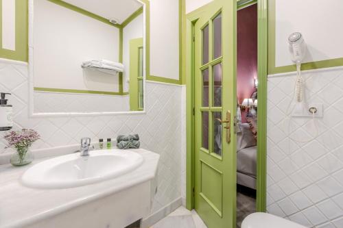 Habitación Doble - 1 o 2 camas del hotel La Abadia de Giralda. Foto 29