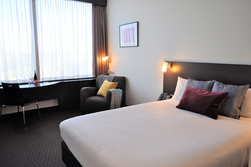 Habitación Estándar con 1 Cama Queen Accesible del hotel Ibis Melbourne Glen Waverley. Foto 1