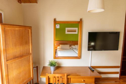 Habitación Doble con balcón - 1 o 2 camas del hotel Rey Don Jaime. Foto 1
