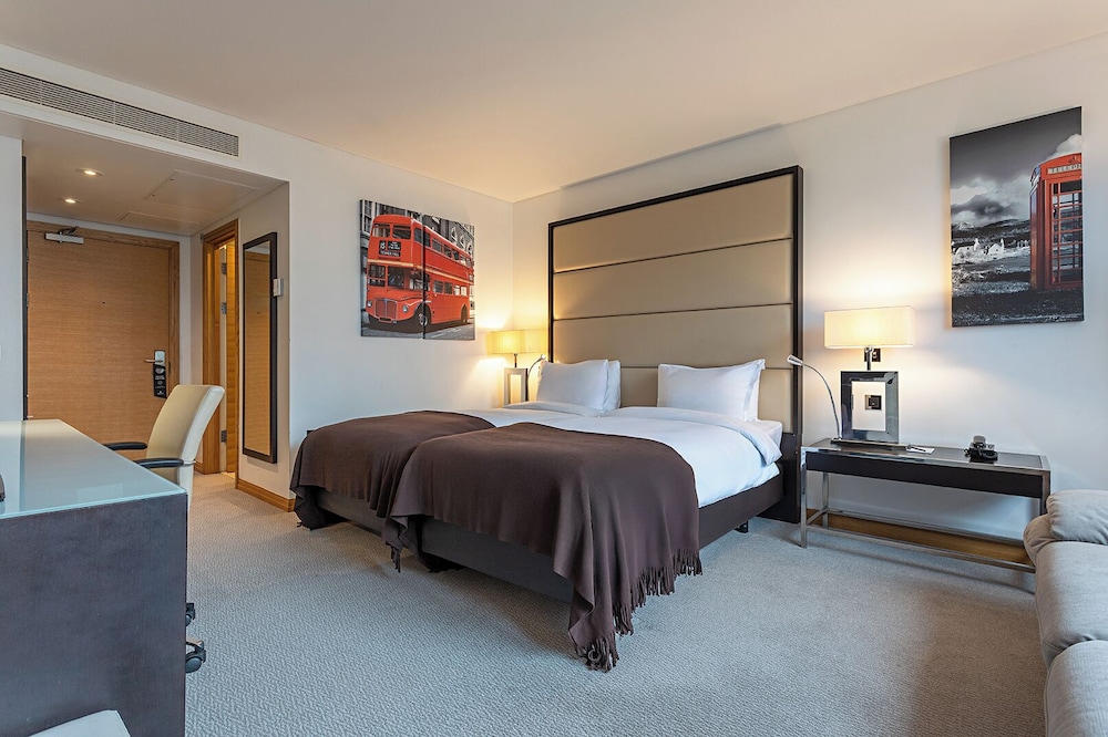 Deluxe Superior Twin del hotel Pestana Chelsea Bridge & Spa. Foto 2