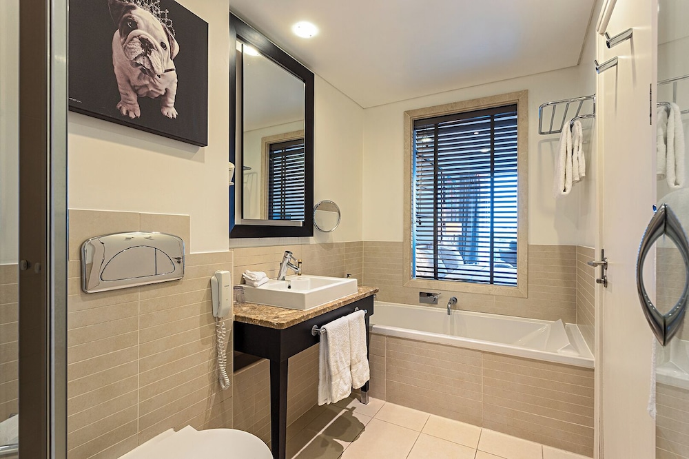 Deluxe Premium del hotel Pestana Chelsea Bridge & Spa. Foto 3