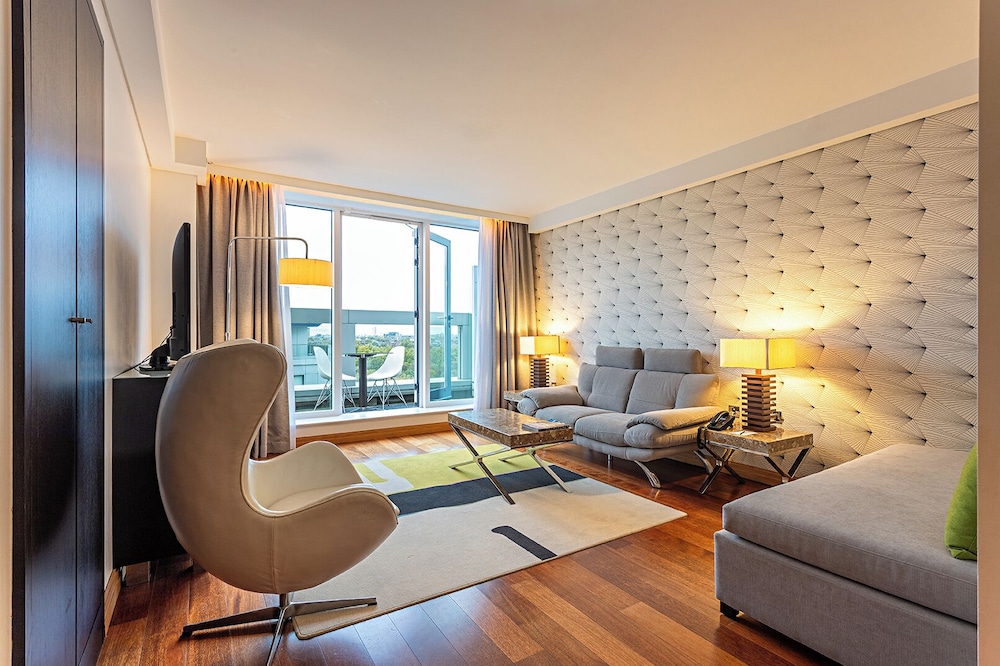 Suite (Executive One Bedroom Balcony) del hotel Pestana Chelsea Bridge & Spa. Foto 1