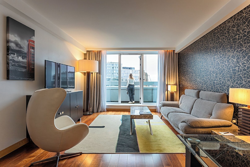 Signatures Two Bedrooms Suite del hotel Pestana Chelsea Bridge & Spa