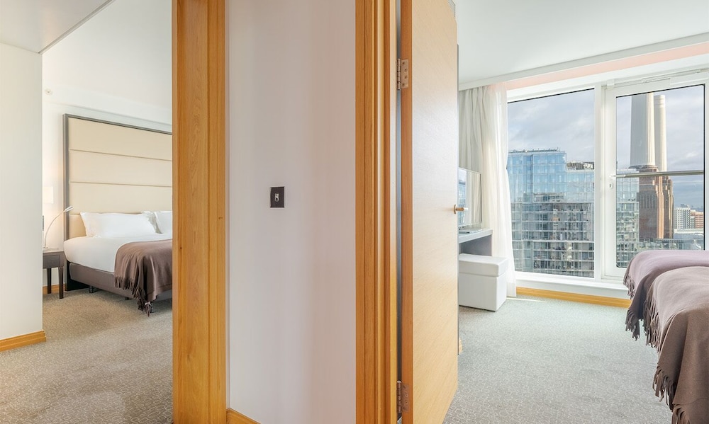 Signatures Two Bedrooms Suite del hotel Pestana Chelsea Bridge & Spa. Foto 1