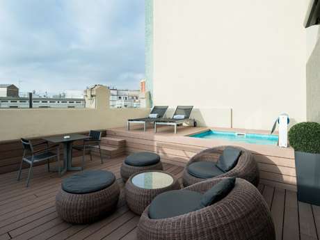 Habitación doble Lujo Piscina Privada del hotel Catalonia Catedral