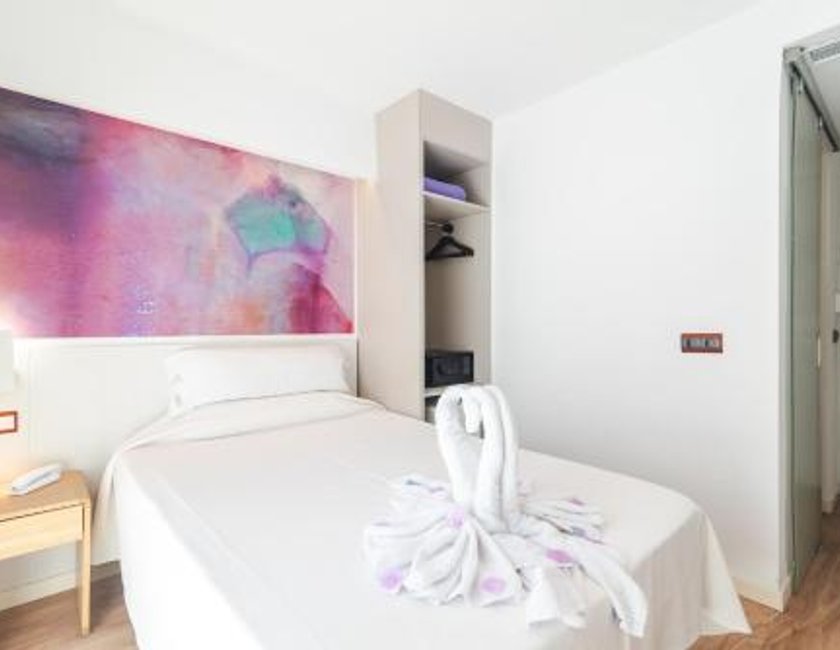 Habitación Individual Superior del hotel Mll Mediterranean Bay - Adults Only. Foto 3