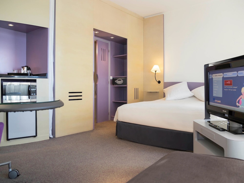 Habitación doble superior, 1 cama doble con sofá cama del hotel Novotel Marrakech Hivernage. Foto 1