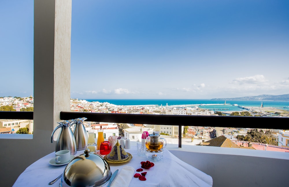 Suite Premium del hotel Fredj and Spa. Foto 10