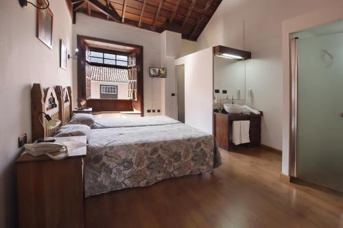 Habitación Doble Estándar - 1 o 2 camas del hotel Bentor. Foto 1