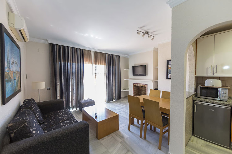 Apartamento Balcón o Terraza 1 habitación del hotel Mijas Costa Oasis by Grangefield Oasis Club. Foto 2