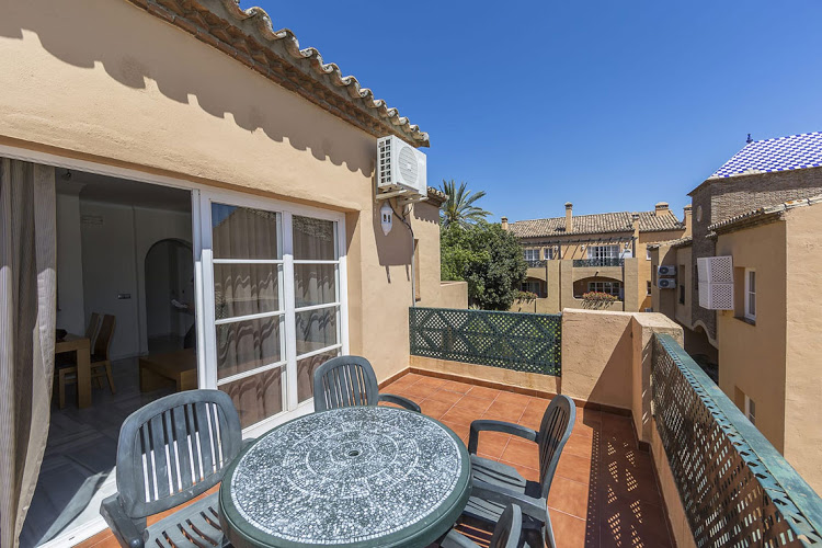 Apartamento Balcón o Terraza 1 habitación del hotel Mijas Costa Oasis by Grangefield Oasis Club. Foto 3