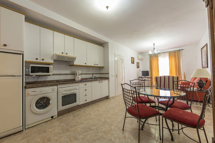 Apartamento 1 habitación del hotel Mijas Costa Oasis by Grangefield Oasis Club. Foto 5