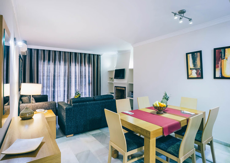 Apartamento Balcón o Terraza 2 habitaciones del hotel Mijas Costa Oasis by Grangefield Oasis Club. Foto 2