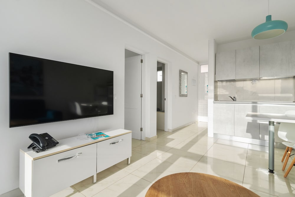 Apartamento superior, baño privado, vistas al mar (CAT. 5) del hotel Mariposa Del Sol. Foto 4