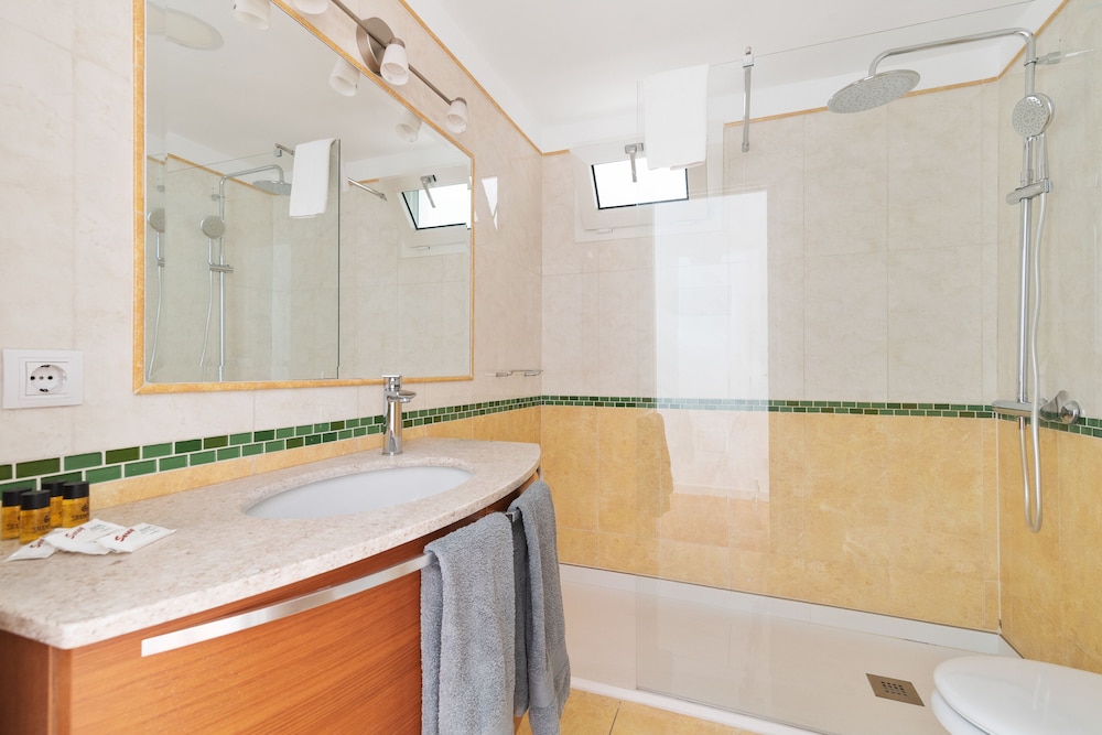 Suite, baño privado, vistas al mar (CAT. 7) del hotel Mariposa Del Sol. Foto 8