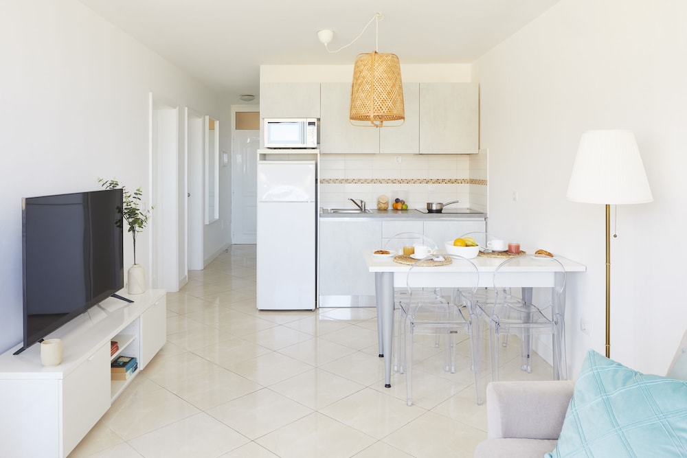 Apartamento superior, baño privado, vistas al mar (CAT. 5) del hotel Mariposa Del Sol. Foto 8