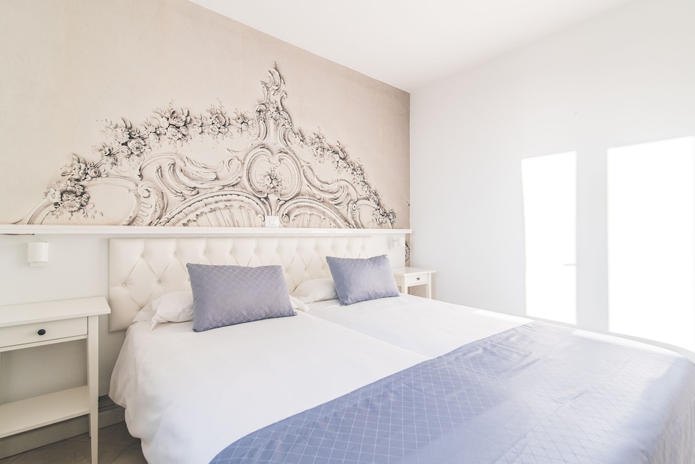 Apartamento superior, baño privado, vistas al mar (CAT. 5) del hotel Mariposa Del Sol. Foto 10