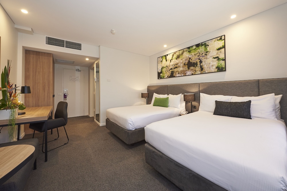 Habitación Superior 2 Camas Dobles del hotel Mercure Penrith. Foto 1