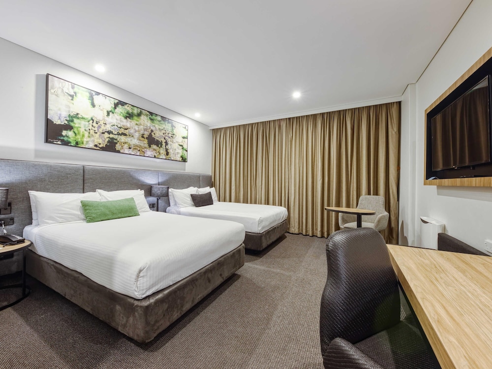 Habitación Superior 2 Camas Dobles del hotel Mercure Penrith. Foto 3