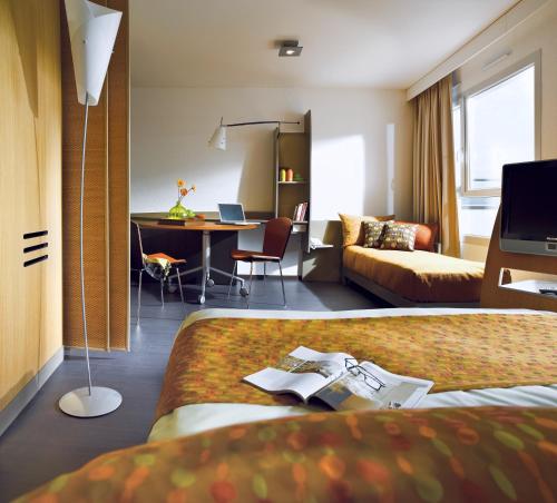 Estudio Triple del hotel Adagio Nantes Centre. Foto 8