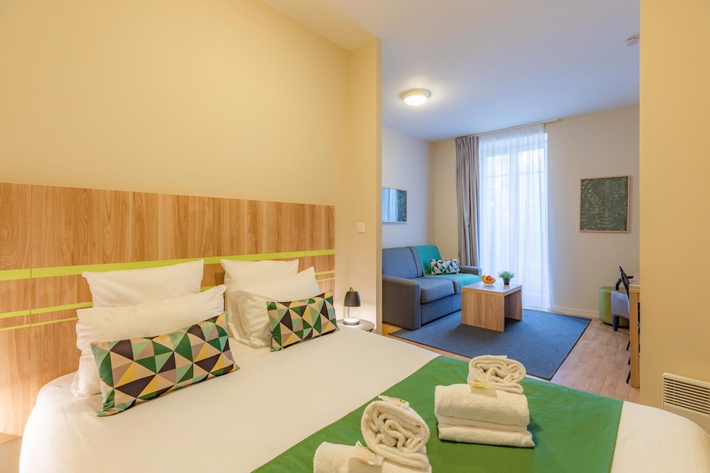 Habitación doble, 1 cama doble con sofá cama del hotel Appart’city Confort Nantes Centre