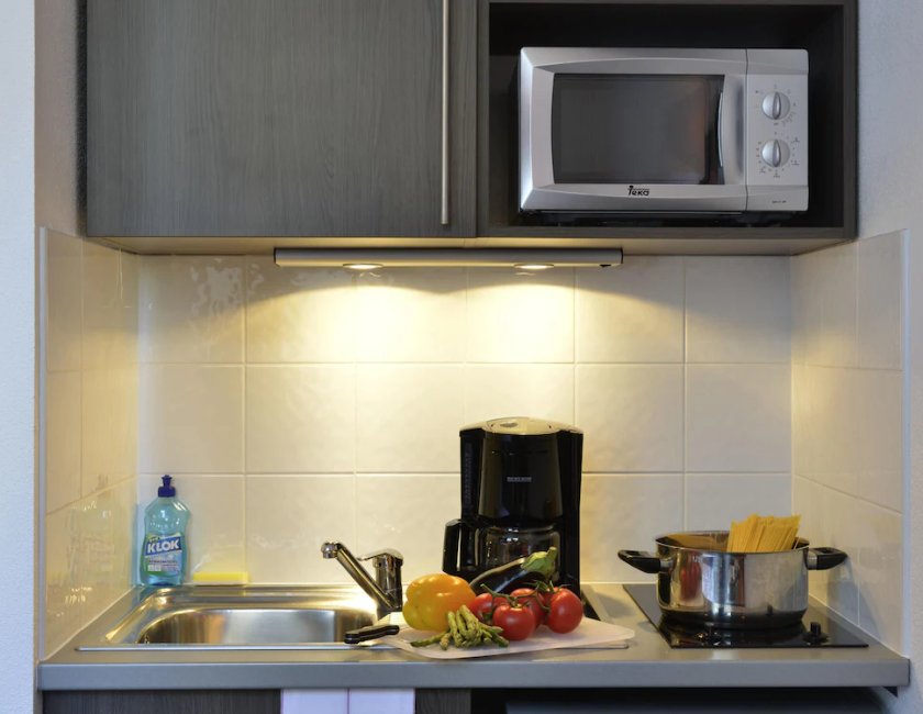 Estudio Vista ciudad Vista Patio 1 Cama doble kitchenette del hotel Adagio Access Toulouse Saint Cyprien