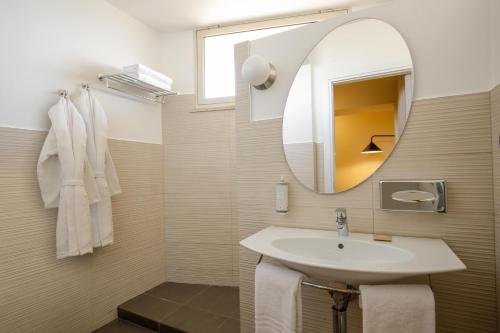Suite Junior con terraza del hotel Best Western Globus. Foto 3