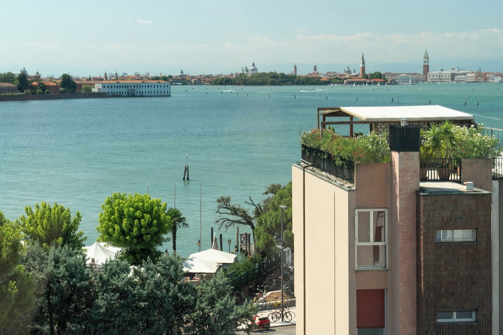 Premium Room Vista Laguna Vista laguna del hotel Melia Venezia Lido. Foto 5