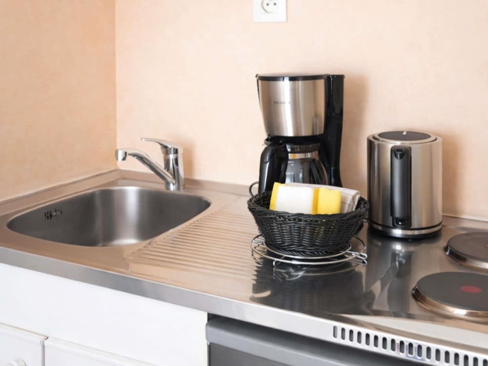Habitación tipo estudio para dos personas del hotel Adagio Access Paris Maisons-alfort. Foto 4