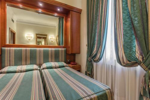Habitación Doble Económica - 1 o 2 camas del hotel Raeli Luce. Foto 7