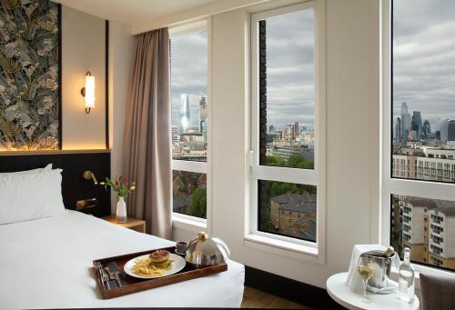 Classic Superior Sky View del hotel H10 London Waterloo. Foto 10
